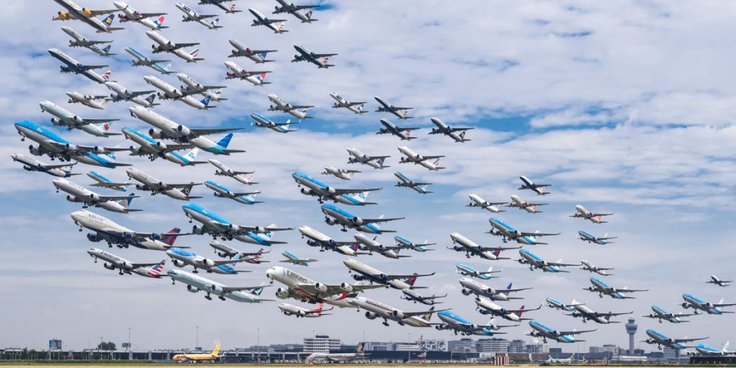 Aerei Che Stanno Volando In Questo Momento